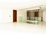 6 bedrooms Villa in Abu Dhabi, UAE No. 47586 - Image 29
