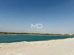 1199.9m² Land in Abu Dhabi, UAE No. 47589