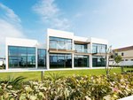 6 bedrooms Villa in Abu Dhabi, UAE No. 47597 - Image 18