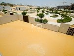4 bedrooms Villa in Abu Dhabi, UAE No. 47598 - Image 15