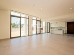 4 bedrooms Villa in Abu Dhabi, UAE No. 47600 - Image 12