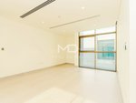 4 bedrooms Villa in Abu Dhabi, UAE No. 47602 - Image 19