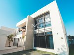 4 bedrooms Villa in Yas Island, UAE No. 47649 - villa in Dubai
