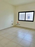 4 bedrooms Villa in Yas Island, UAE No. 4906 - Image 5