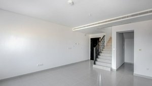 4 bedrooms Villa in Dubai, UAE No. 4908