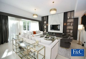 4 bedrooms Villa in Nadd Al Sheba, UAE No. 493