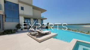 4 bedrooms Villa in Abu Dhabi, UAE No. 50407