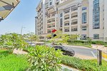 1 bedroom Apartment in Yas Island, UAE No. 5057 - Image 11