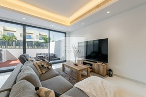 4 bedrooms Townhouse in Al Furjan, UAE No. 50992