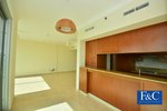 1 bedroom Apartment in The Views, UAE No. 512 - Image 5