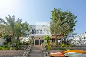 4 bedrooms Villa in Palm Jumeirah, UAE No. 51283