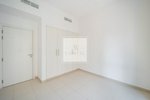 1 bedroom Apartment in Town Square, UAE No. 51596 - Image 5