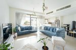 3 bedrooms Villa in Town Square, UAE No. 51615 - villa in Dubai