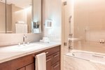 2 bedrooms Apartment in Downtown Dubai (Downtown Burj Dubai), UAE No. 52033 - Image 12