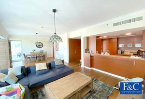 2 bedrooms Apartment in The Views, UAE No. 521