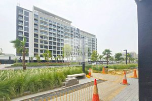 46.9m² Shop in Meydan, UAE No. 52439
