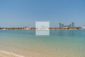 5 bedrooms Villa in Palm Jumeirah, UAE No. 52593