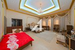 7 bedrooms Villa in Dubai, UAE No. 53639 - Image 12