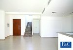 3 bedrooms Townhouse in Town Square, UAE No. 539 - townhouse in Dubai