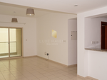 1 bedroom Apartment in Greens, UAE No. 5390 - Image 5