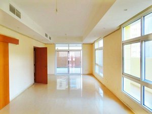 3 bedrooms Villa in Abu Dhabi, UAE No. 5425