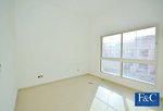 4 bedrooms Villa in Nadd Al Sheba, UAE No. 544 - Image 8
