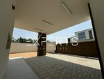 4 bedrooms Villa in Abu Dhabi, UAE No. 55158 - Image 5