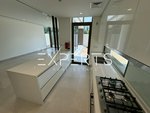 4 bedrooms Villa in Abu Dhabi, UAE No. 55158 - Image 9
