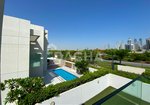 5 bedrooms Villa in Dubai, UAE No. 5580 - Image 11