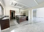 5 bedrooms Villa in Dubai, UAE No. 5580 - Image 23