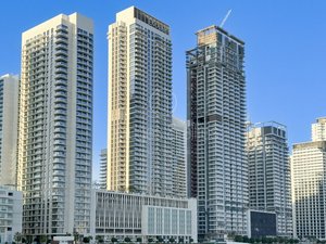 4 bedrooms Apartment in Dubai, UAE No. 56410