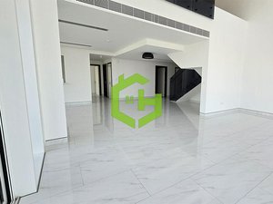 3 bedrooms Duplex in Bur Dubai, UAE No. 56697