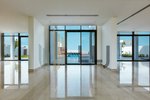 5 bedrooms Villa in Abu Dhabi, UAE No. 56973 - Image 9