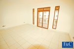 1 bedroom Apartment in Old Town, UAE No. 575 - Image 3