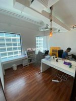 100m² Office in Business Bay, UAE No. 5909 - Image 9