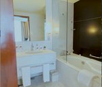 2 bedrooms Apartment in THE ADDRESS DOWNTOWN, Dubai, UAE No. 60932 - Image 4
