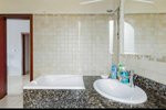 3 bedrooms Apartment in RIMAL, Dubai, UAE No. 61140 - Image 8