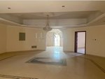 6 bedrooms Villa in Dubai, UAE No. 6352 - Image 10