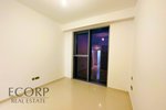 1 bedroom Apartment in Dubai, UAE No. 6409 - Image 7