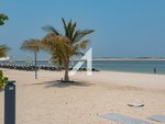 Studio in Dubai, UAE No. 64710 - Image 4