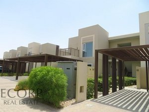 2 bedrooms Townhouse in Dubai, UAE No. 6483