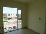 2 bedrooms Townhouse in Dubai, UAE No. 6483 - Image 7