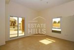 3 bedrooms Apartment in Remraam, UAE No. 6534 - Image 6