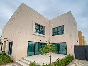 3 bedrooms Villa in Sharjah, UAE No. 65786