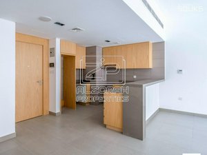 2 bedrooms Apartment in Muwaileh, UAE No. 66260