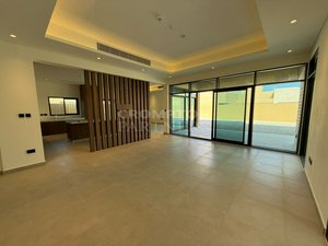5 bedrooms Villa in Ghantoot, UAE No. 67294