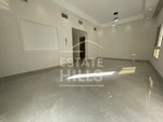 3 bedrooms Apartment in Remraam, UAE No. 6833 - Image 5