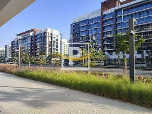 188.8m² Shop in Meydan, UAE No. 7127