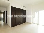 4 bedrooms Villa in Al Barsha, UAE No. 722 - Image 10