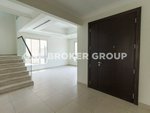 4 bedrooms Villa in Al Barsha, UAE No. 722 - Image 16